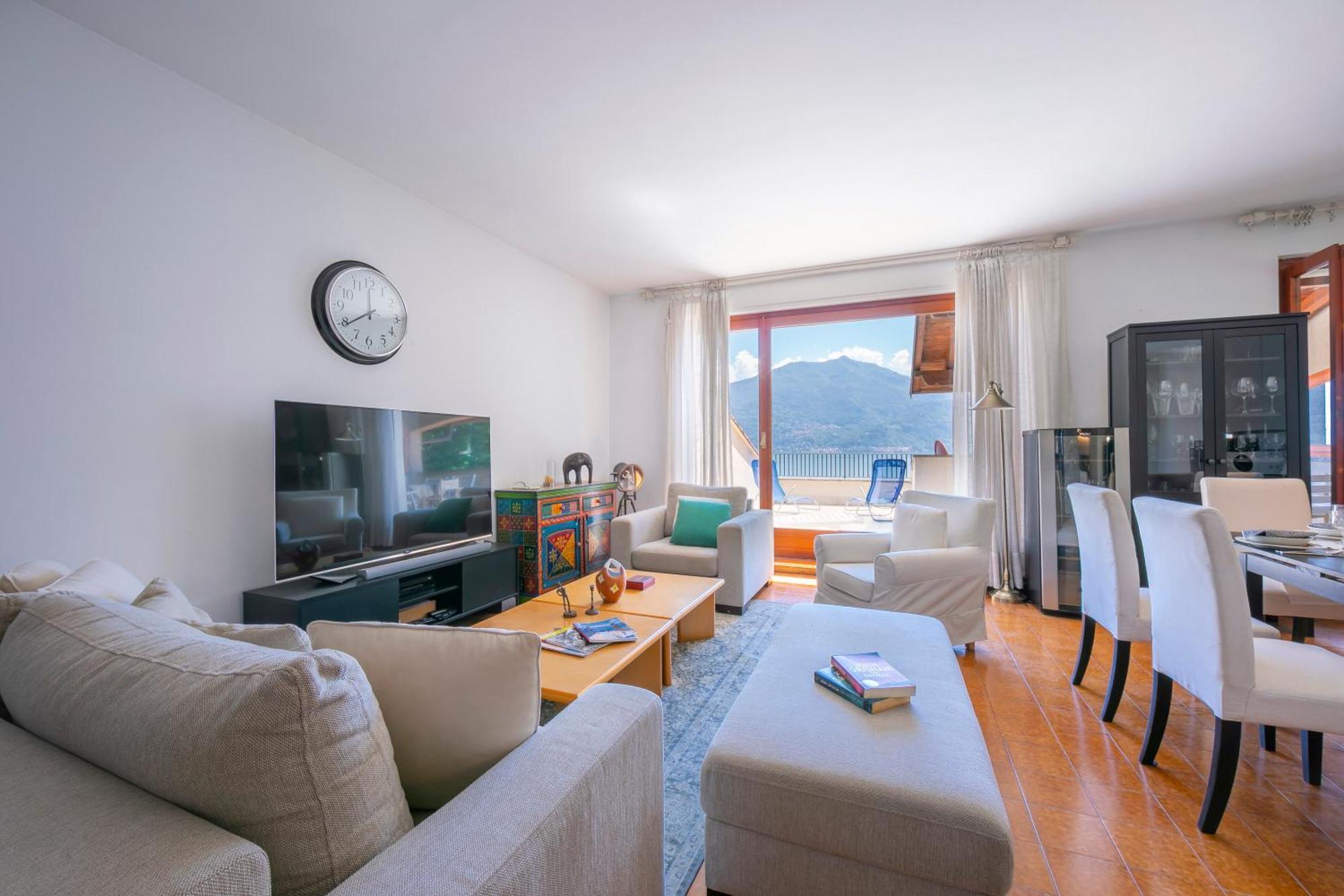 Bella Menaggio Terrazzo Apartment Bagian luar foto